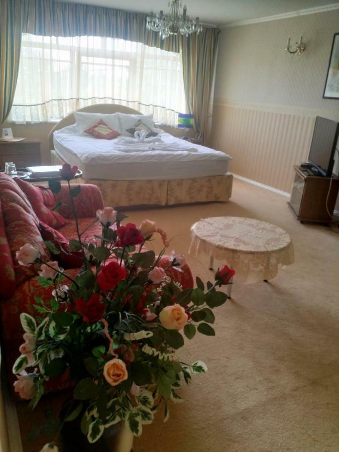 Hotel 777 Талин Екстериор снимка